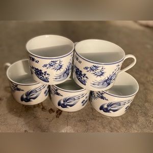 Blue Heron blue and white cups